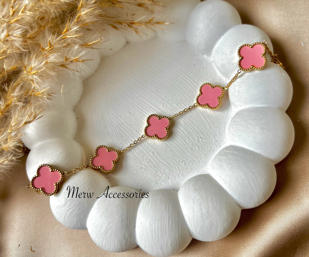 V Bangle Set