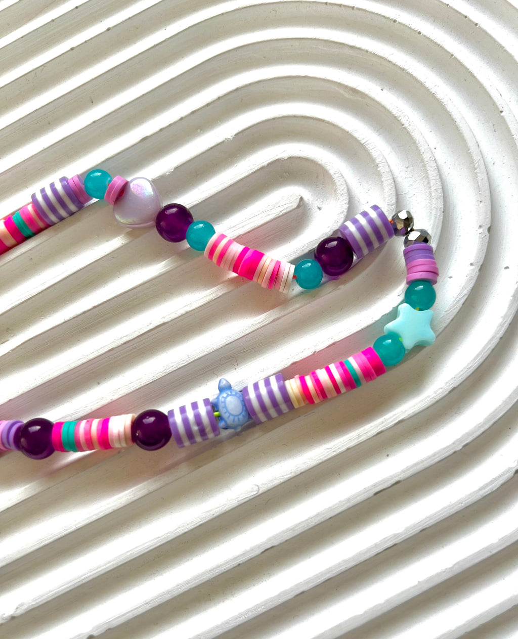 Mix pink short mobile chain