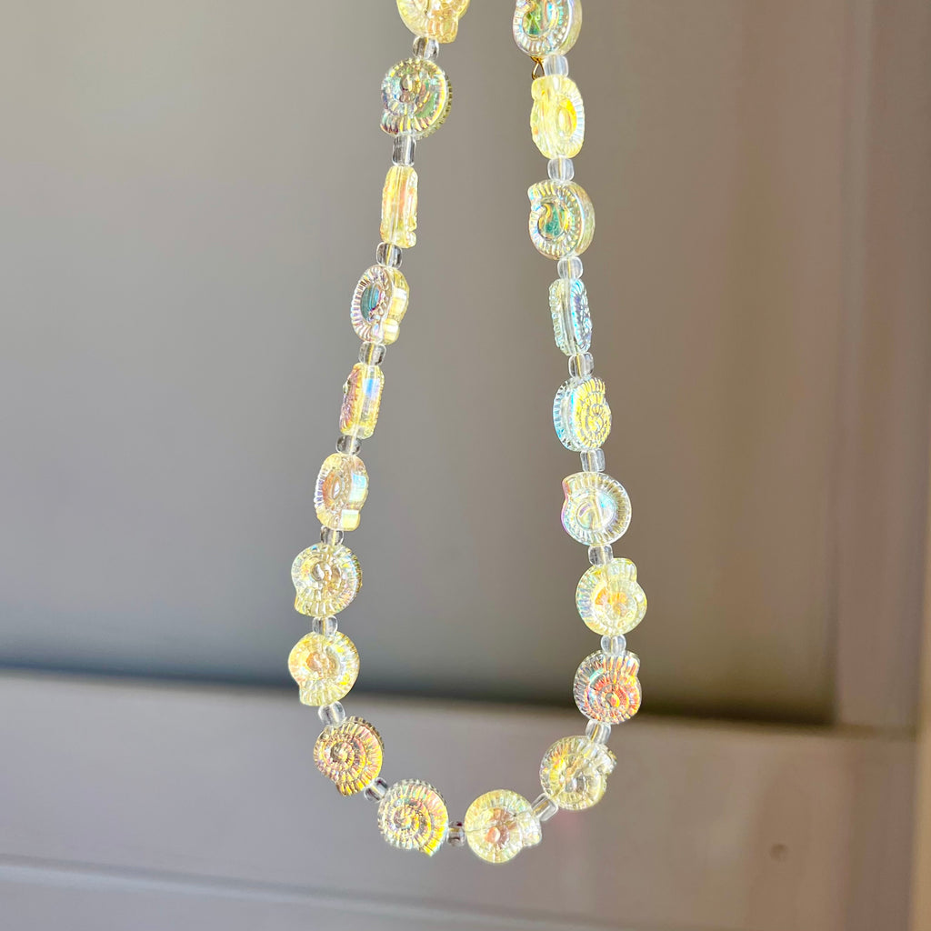 Shiny Shell Chocker