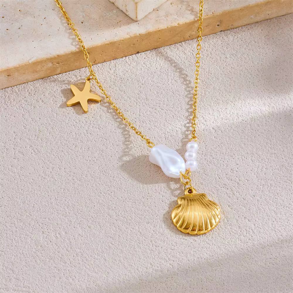 Shell necklace