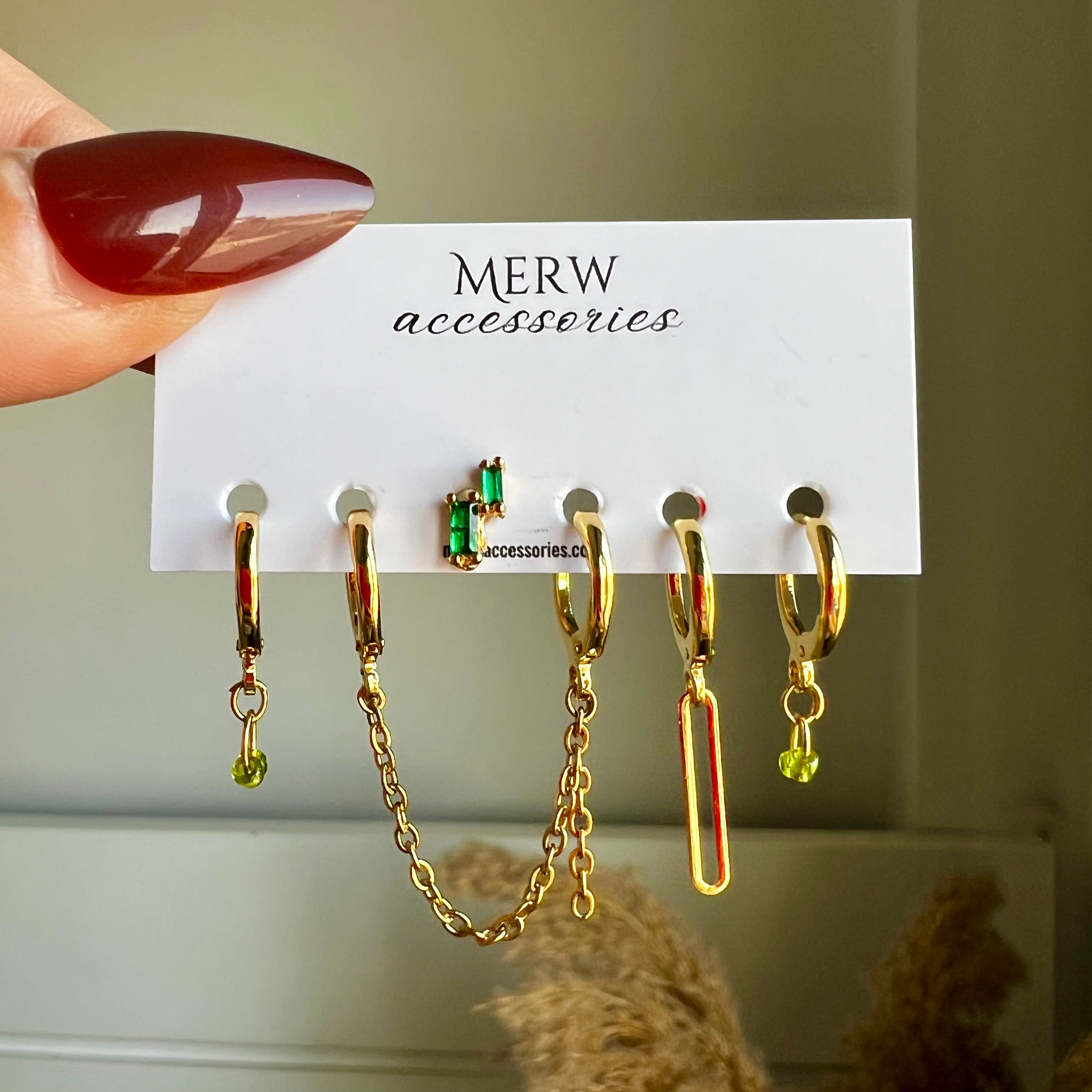 Simple Emerald Piercing Set