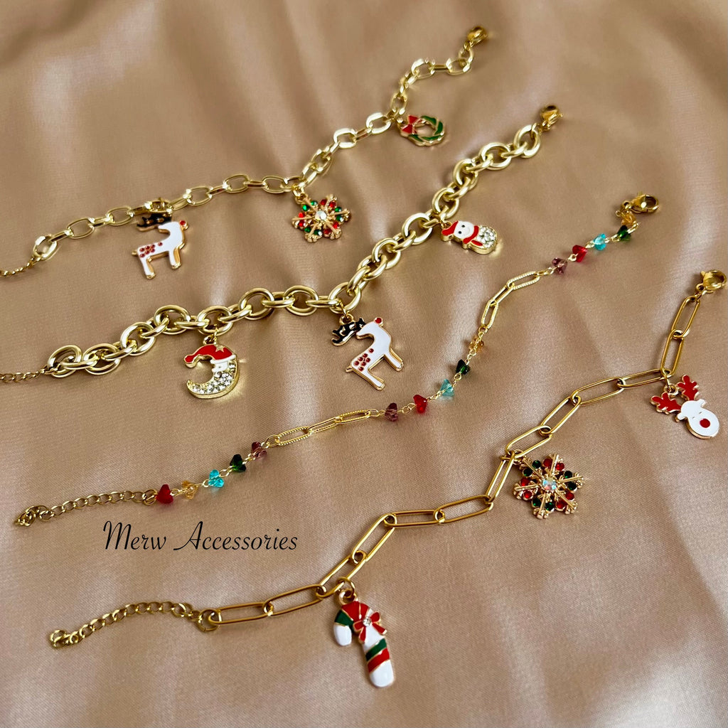 Paper Clip Christmas Bracelet