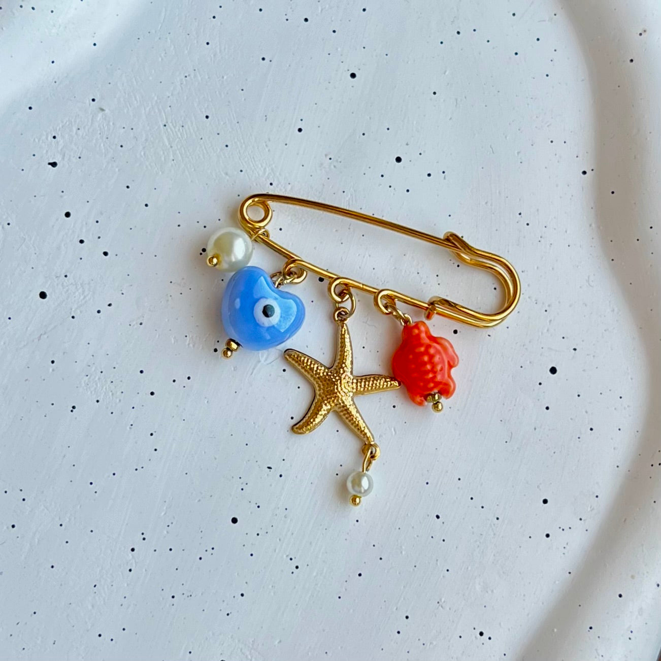 Heart Eye Pin