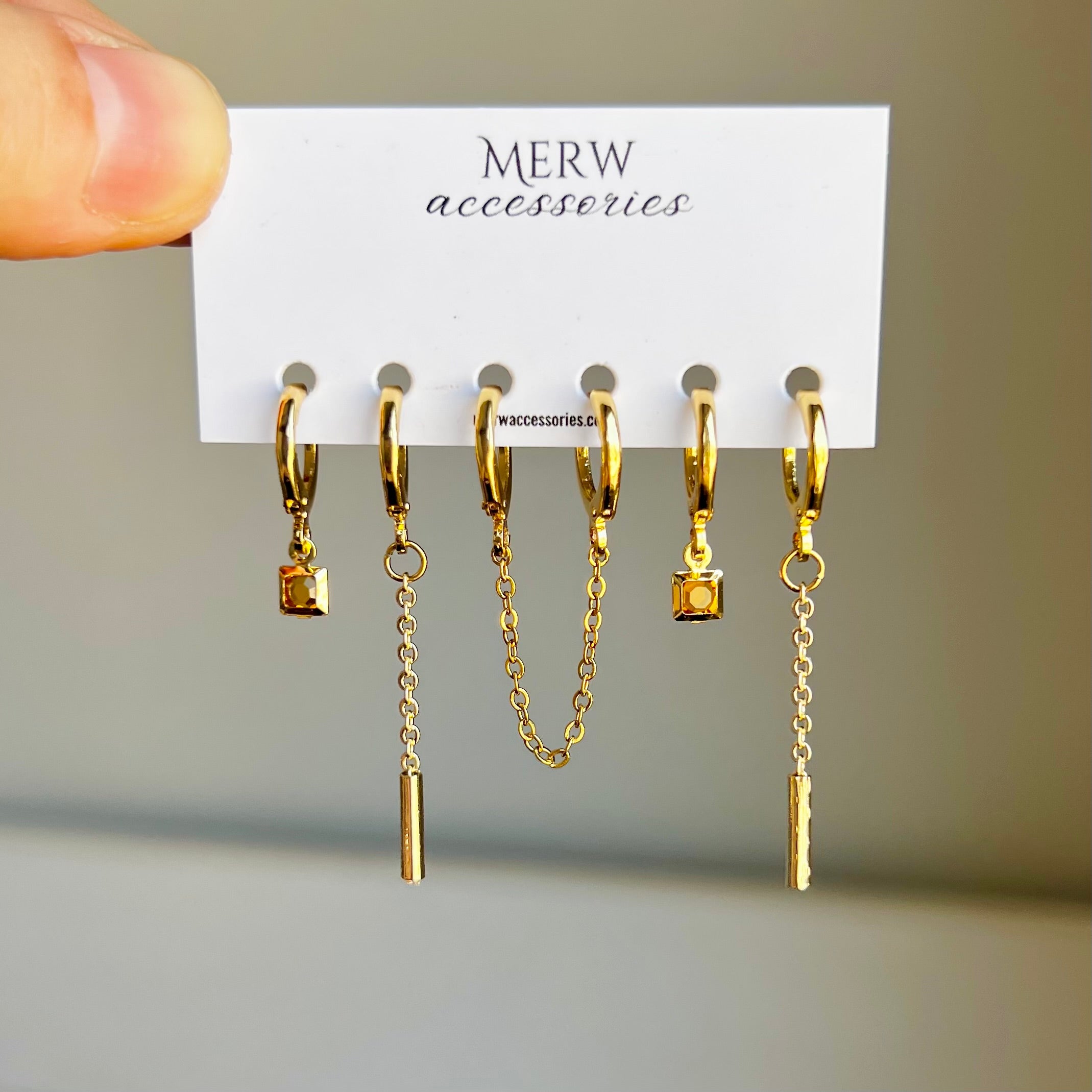 D Gold Square Piercing Set