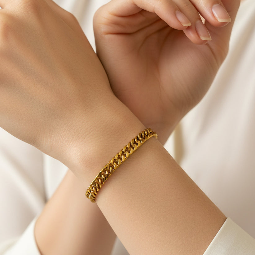 Medium grommet bracelet