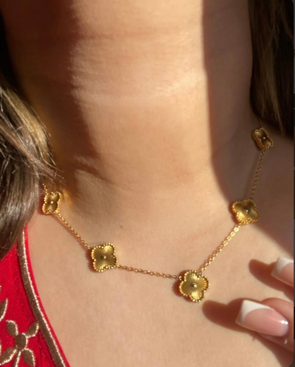 Necklace & bracelet set