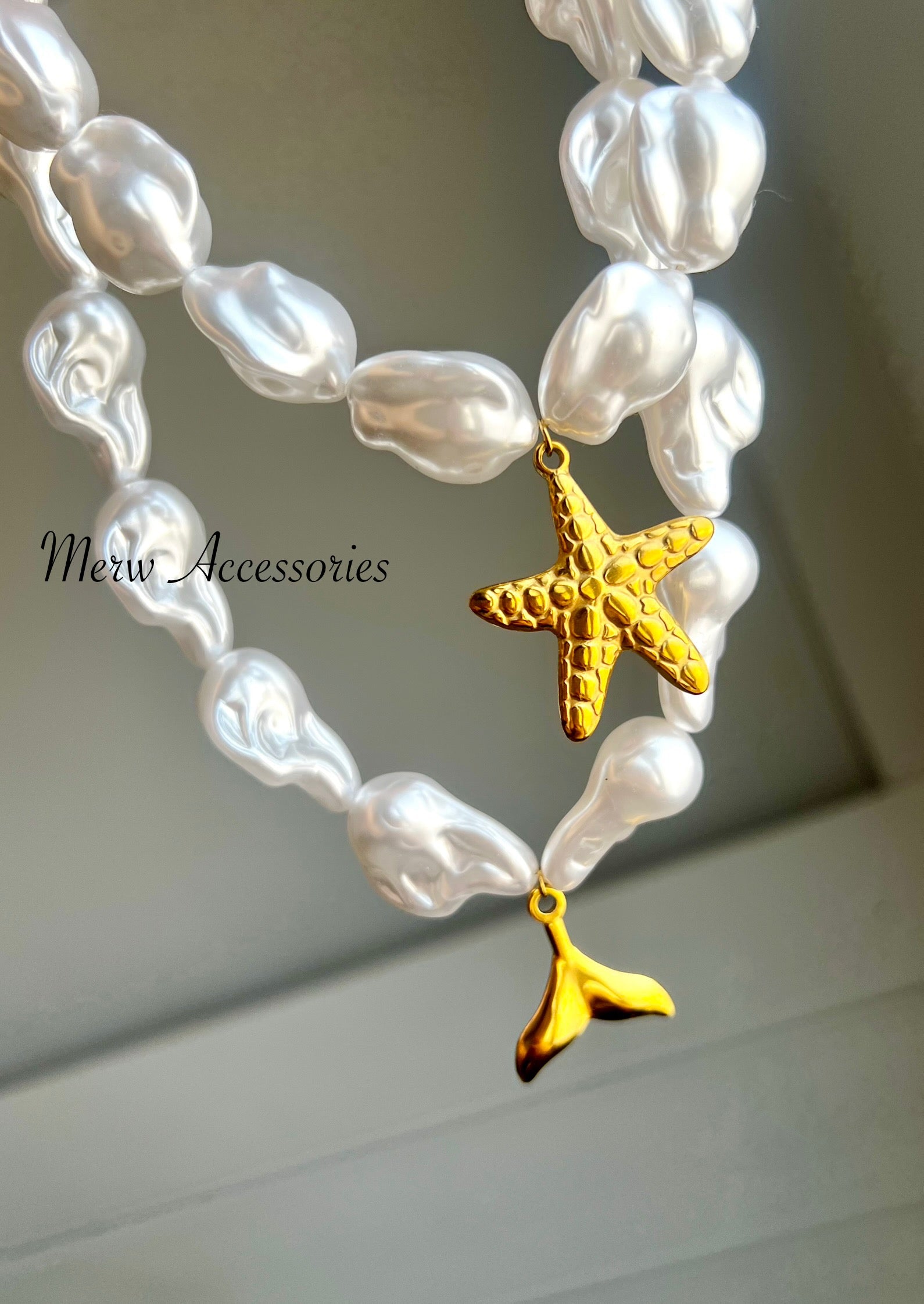 Unique Pearl Chockers