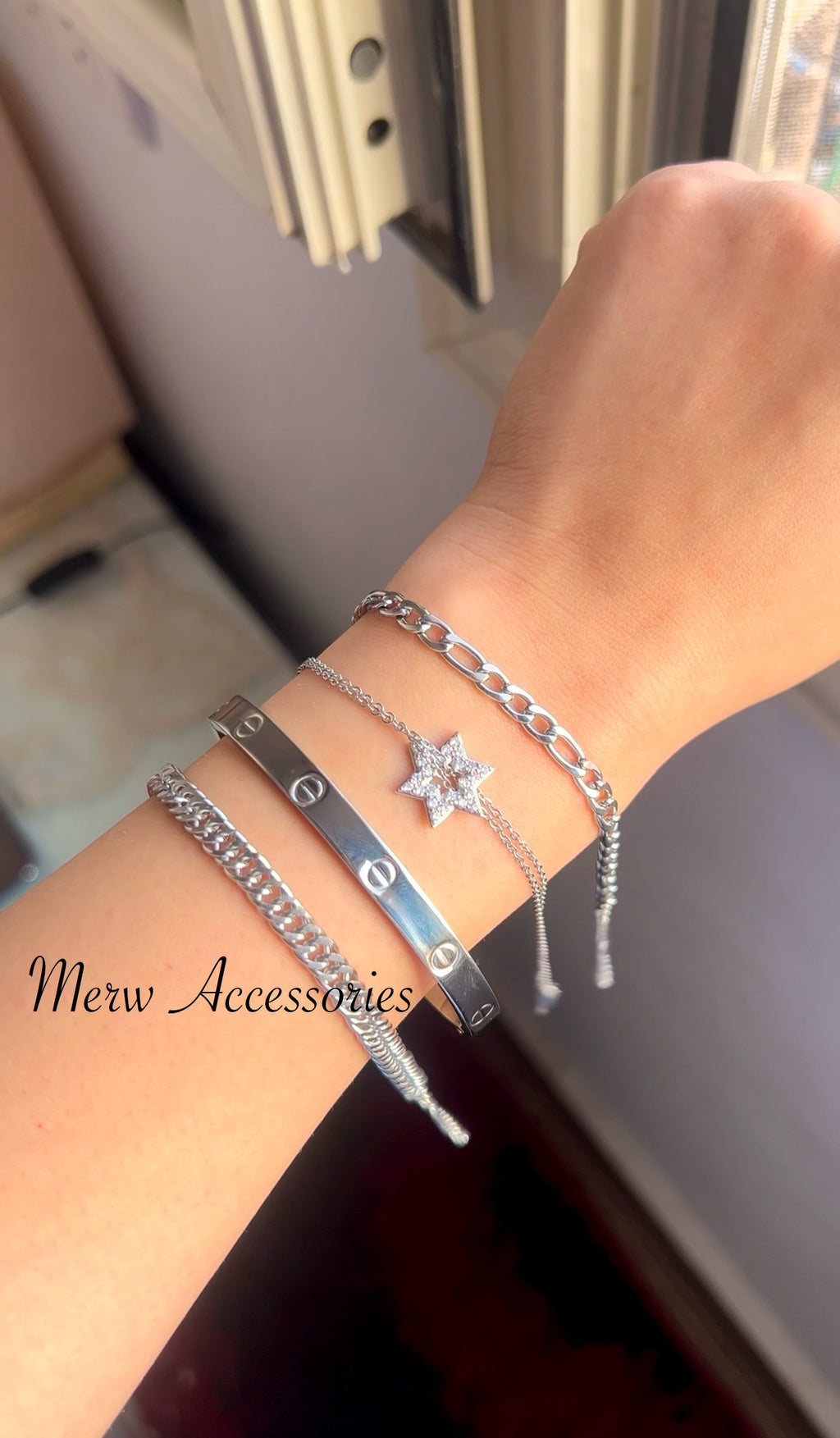Silver star bracelet