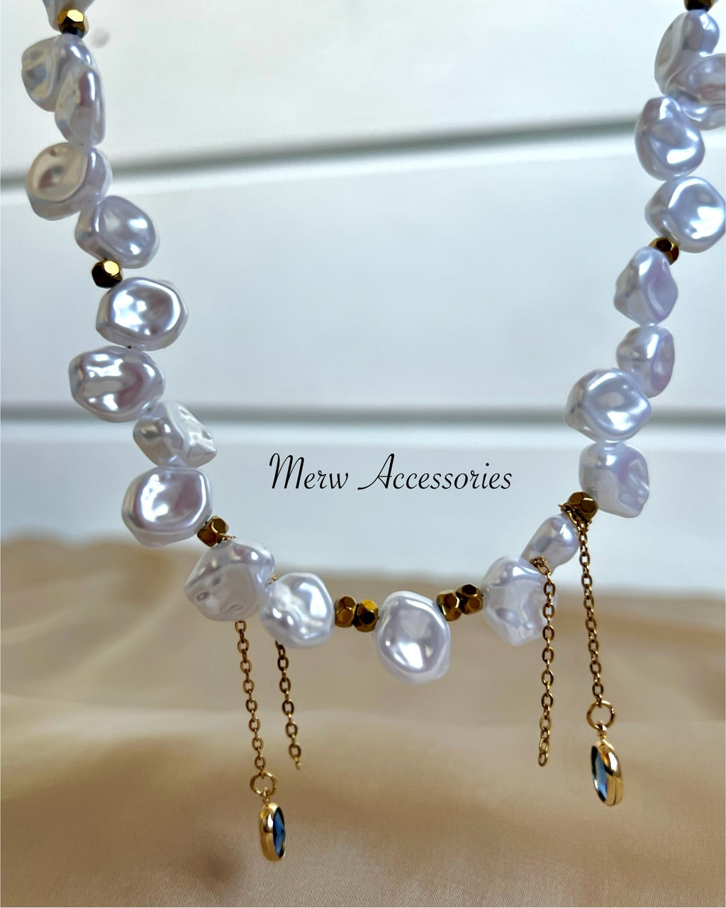 Pearl Chockers .1