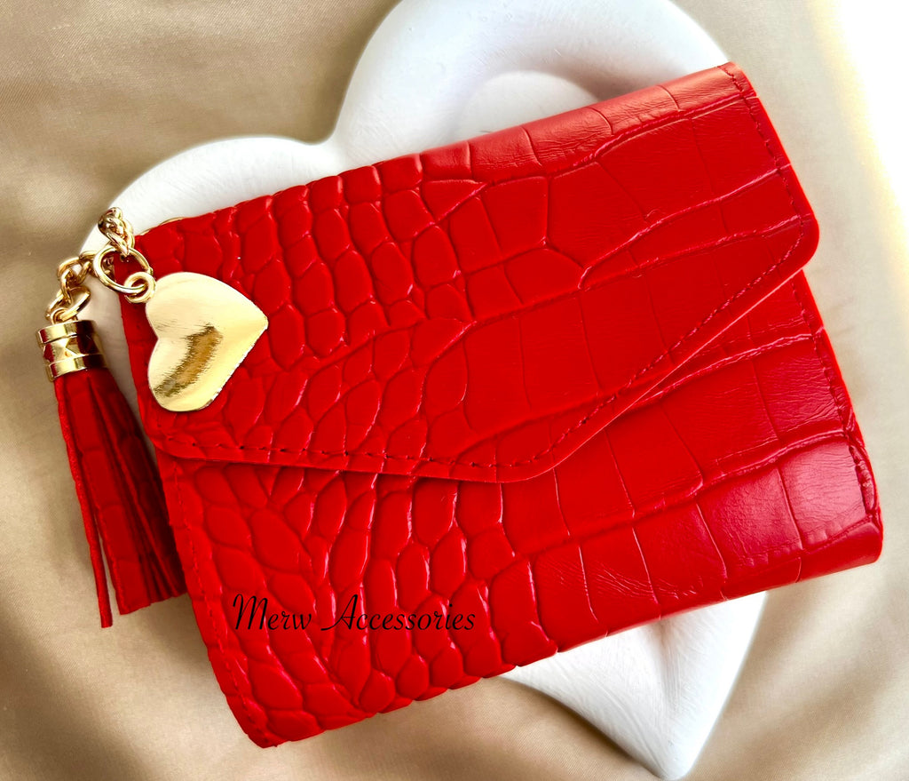 Red Wallet Gold Heart