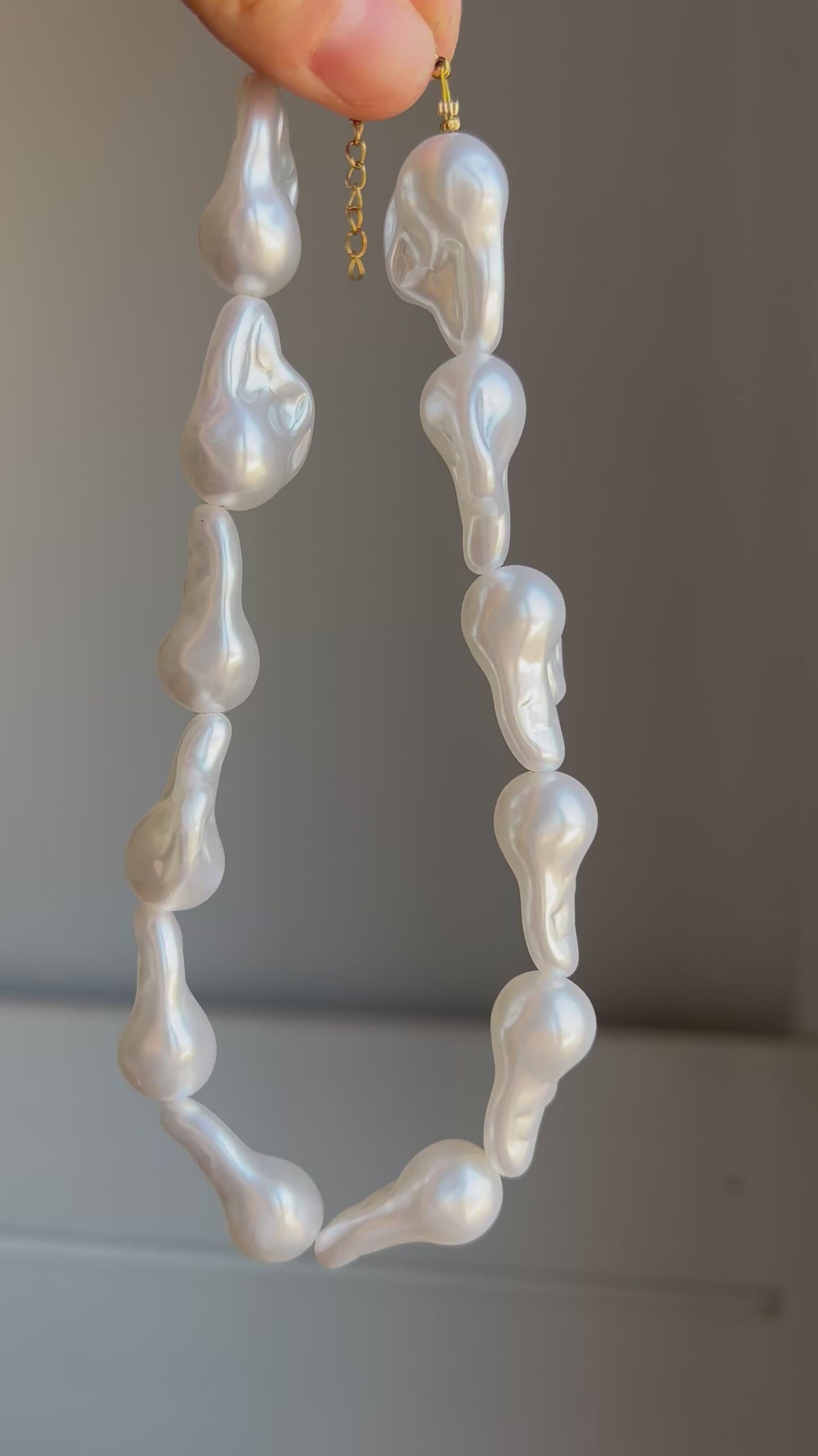 Chunky Plain Pearl Chocker