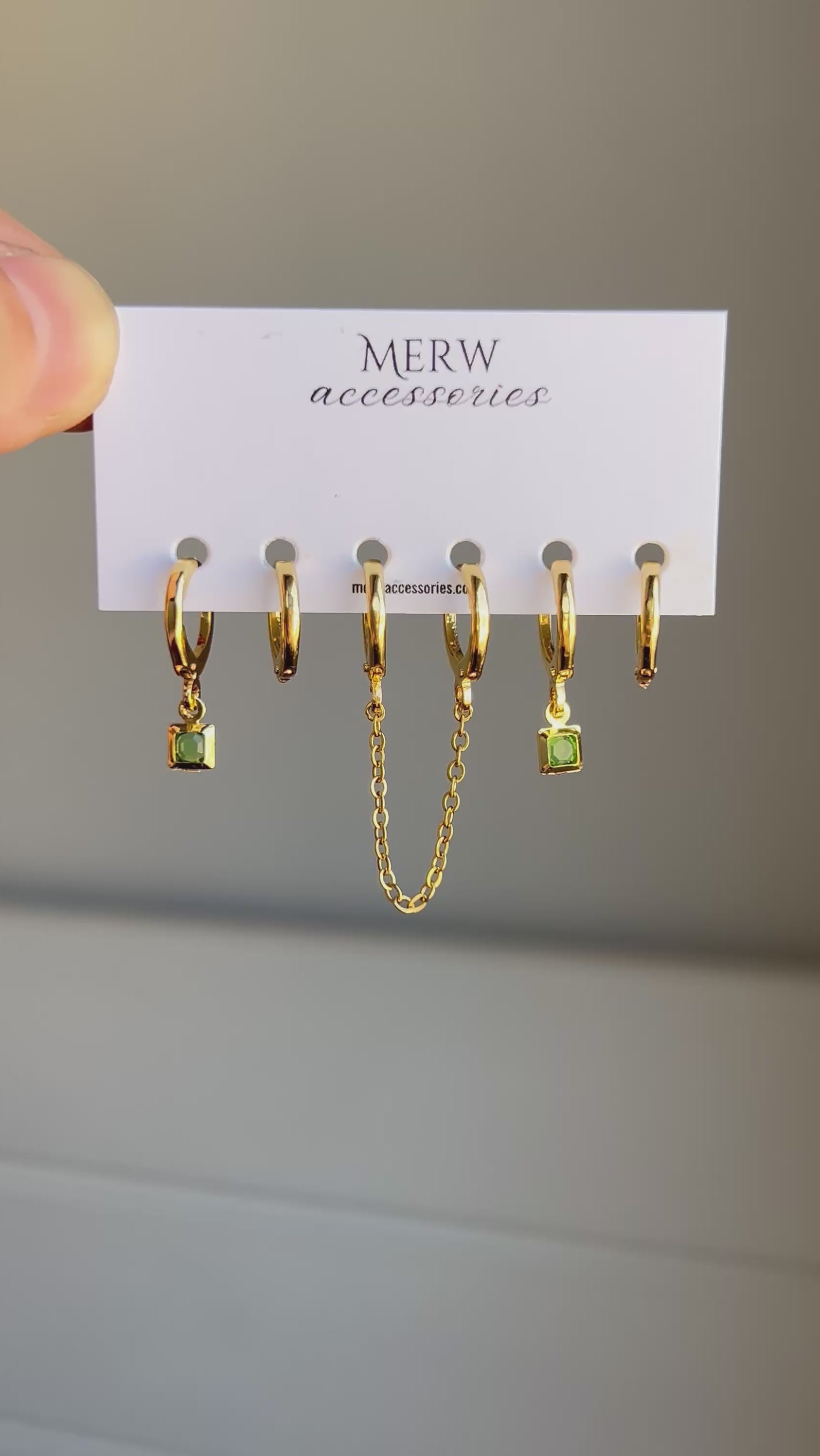 D Green Square Piercing Set