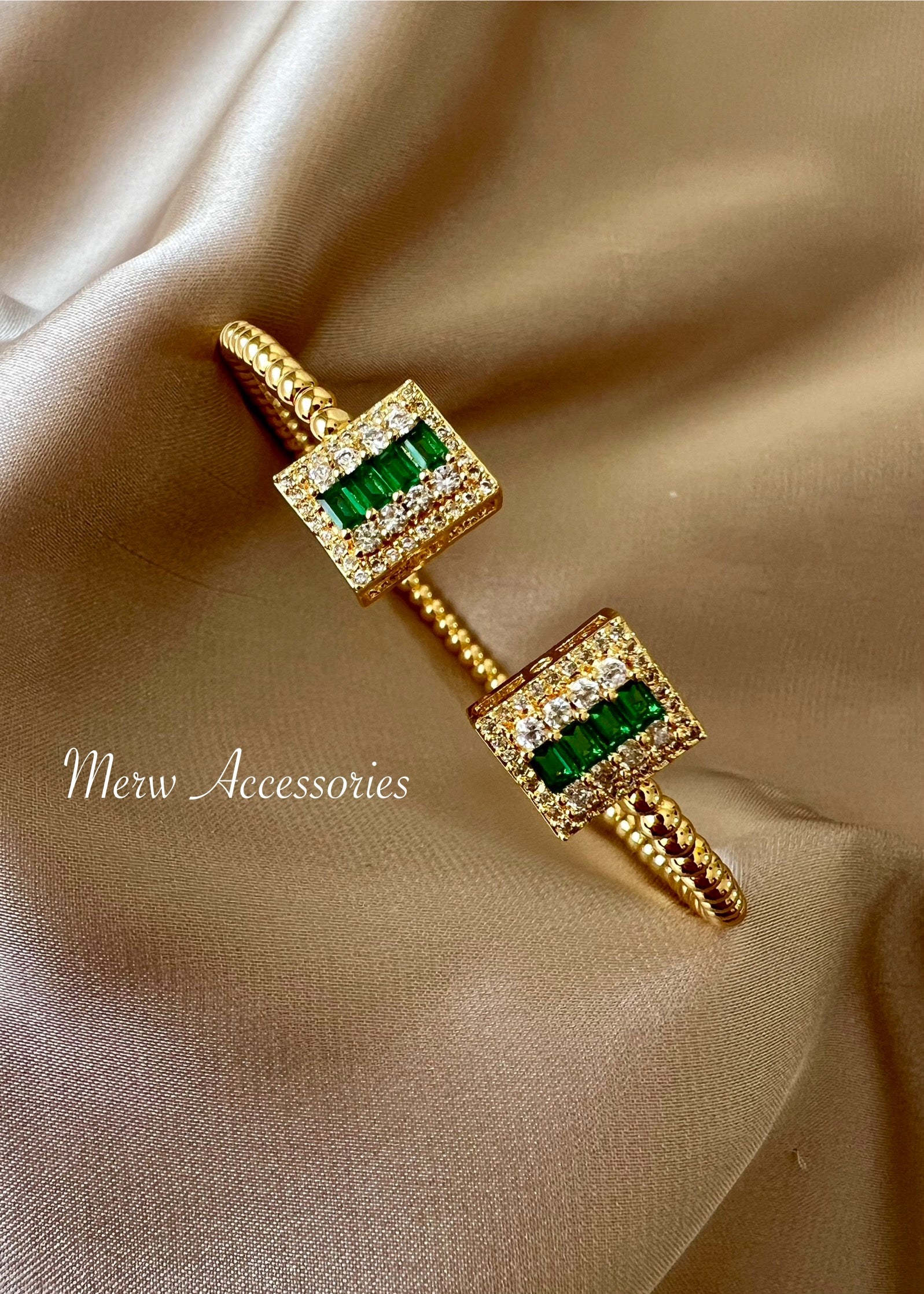 Green Bangle Set