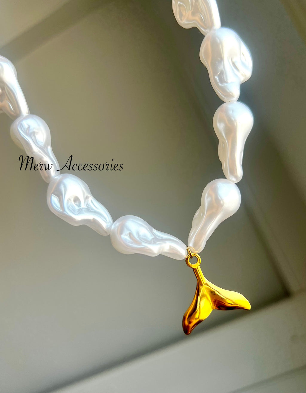 Unique Pearl Chockers