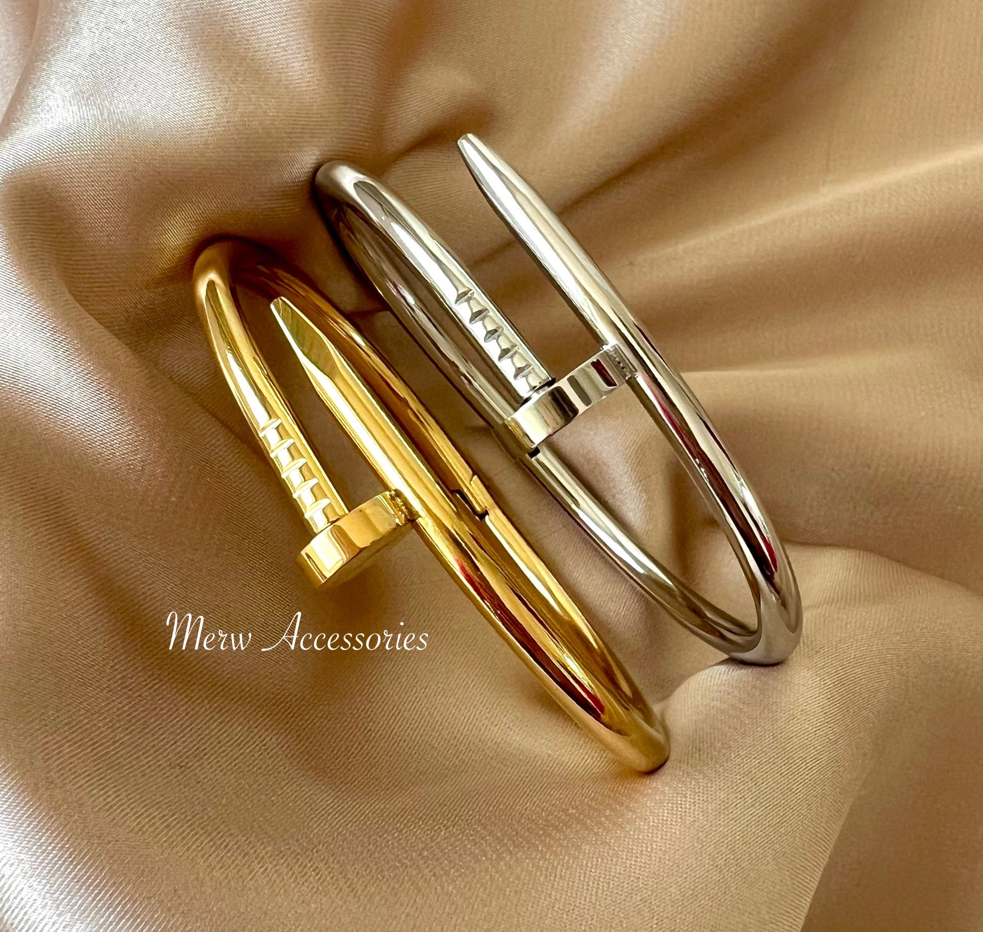 Nail Bangle