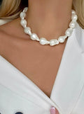 Plain Pearl Chocker
