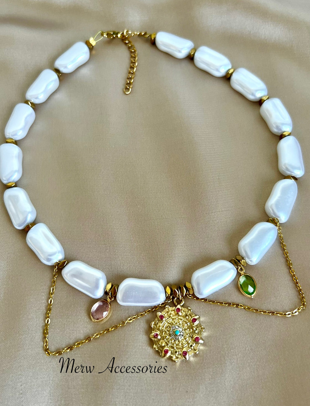 Pearl Chockers .1